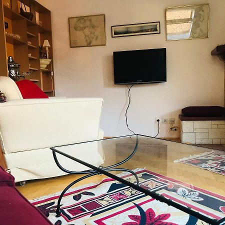Апартаменты Apartman Simple Сараево Экстерьер фото